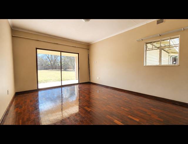 3 BEDROOM CLUSTER TO LET IN FLAMWOOD
